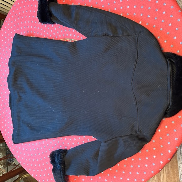 Anne Fountaine Black with real Rabbit Fur detachable cuffs/collar coat Size 12 - Picture 6 of 10